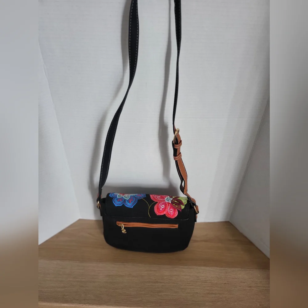 Desigual Embroidered Floral Black Crossbody Bag - Picture 3 of 16